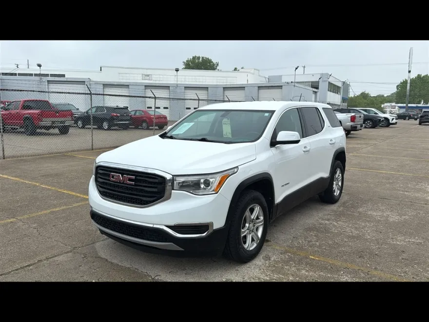 2019 Gmc Acadia SLE photo 1