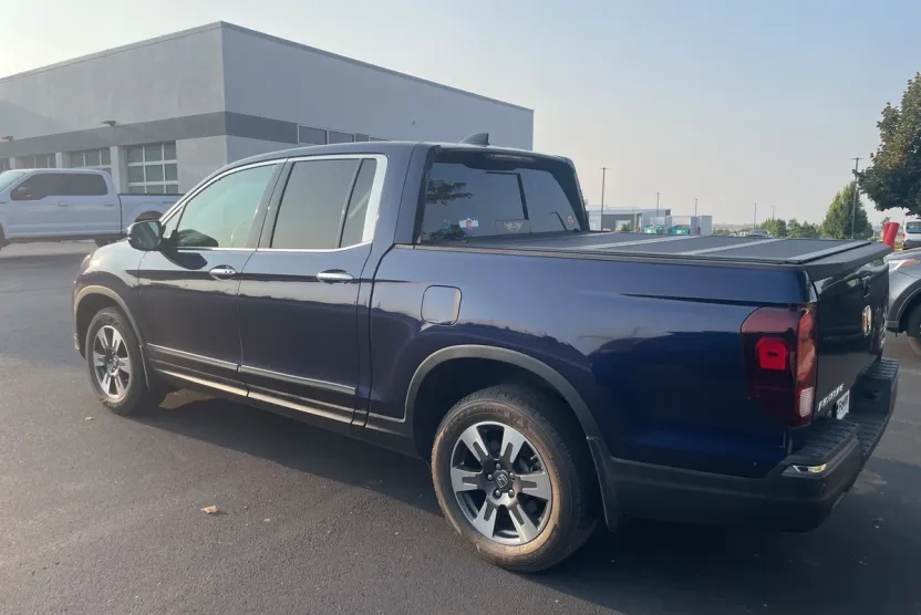 2017 Honda Ridgeline RTL-E photo 1