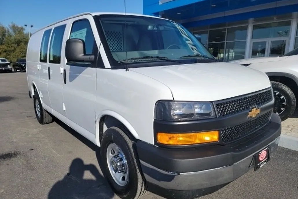 2024 Chevrolet Express 2500 Work Van photo 1