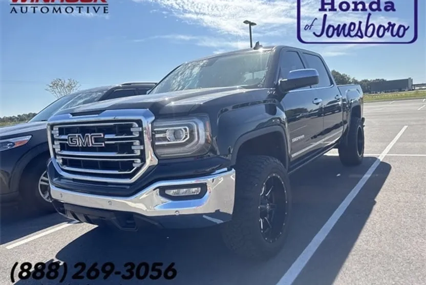2017 Gmc Sierra 1500 SLT photo 1