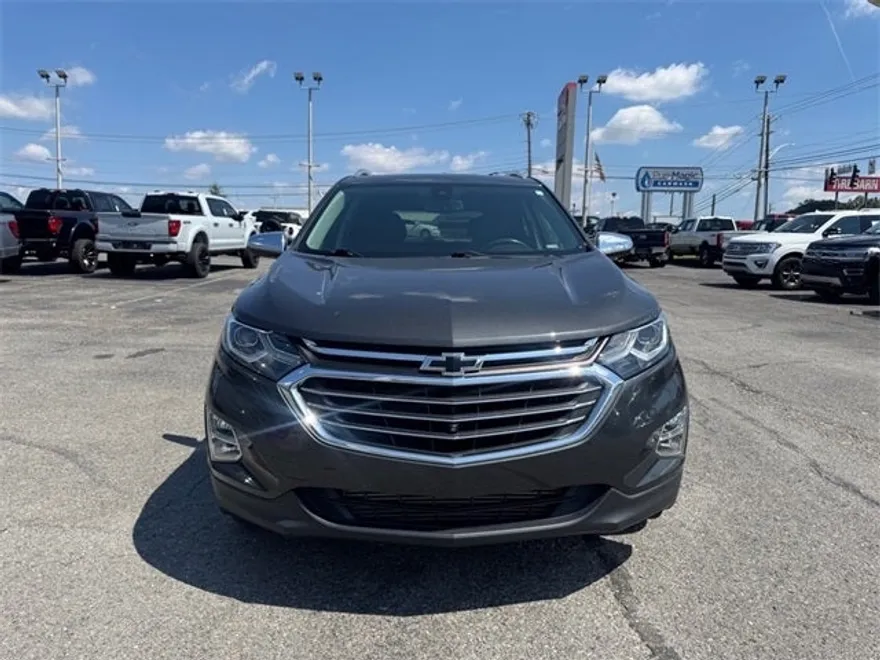 2021 Chevrolet Equinox Premier photo 1