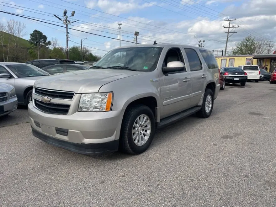 2013 Chevrolet Tahoe LT photo 1