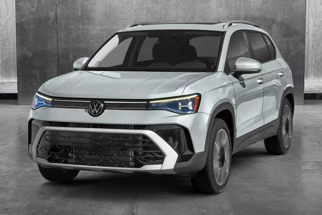 2025 Volkswagen Taos SEL photo 1