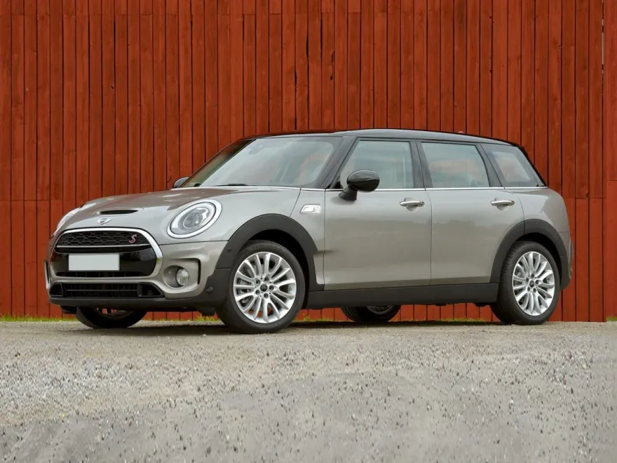2017 Mini Cooper Base S ALL4 photo 1