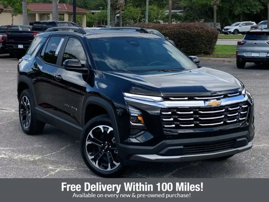 2026 Chevrolet Equinox LT photo 1