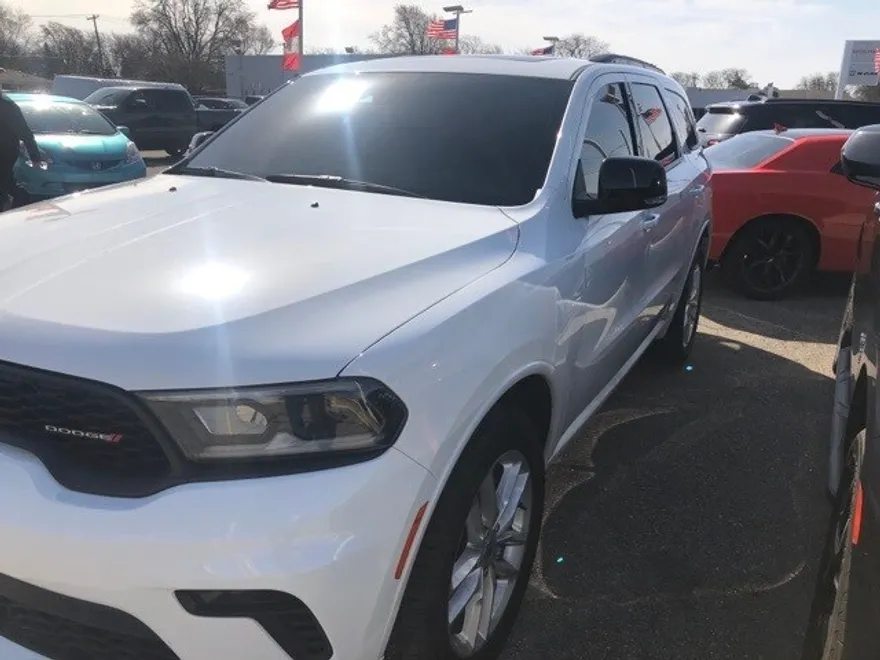 2023 Dodge Durango GT Plus photo 1