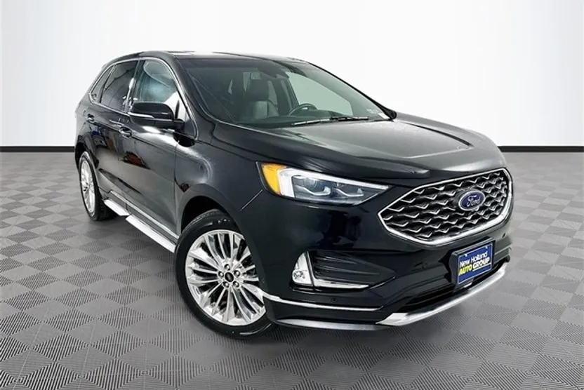 2020 Ford Edge Titanium photo 1