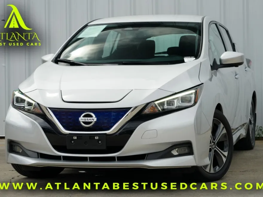 2022 Nissan Leaf SV photo 1