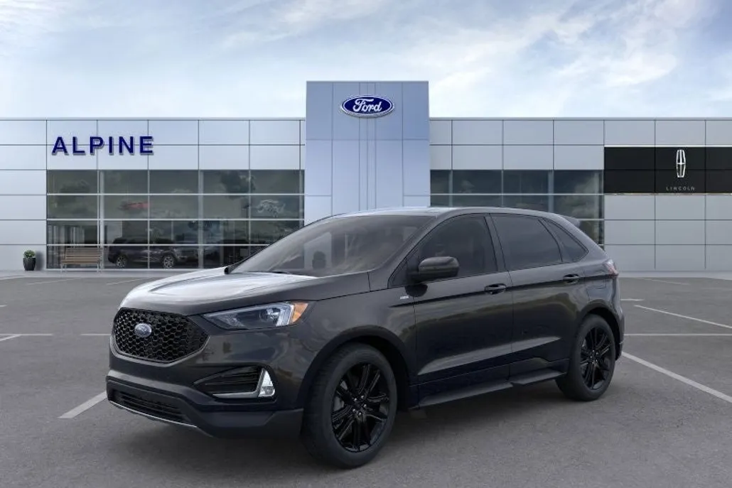 2024 Ford Edge ST photo 1