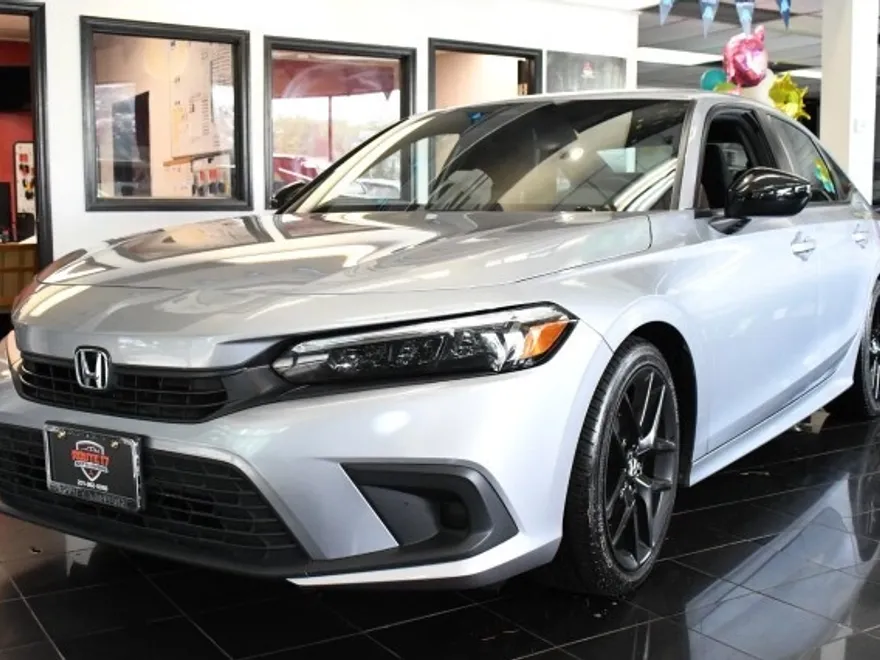 2022 Honda Civic Sport photo 1