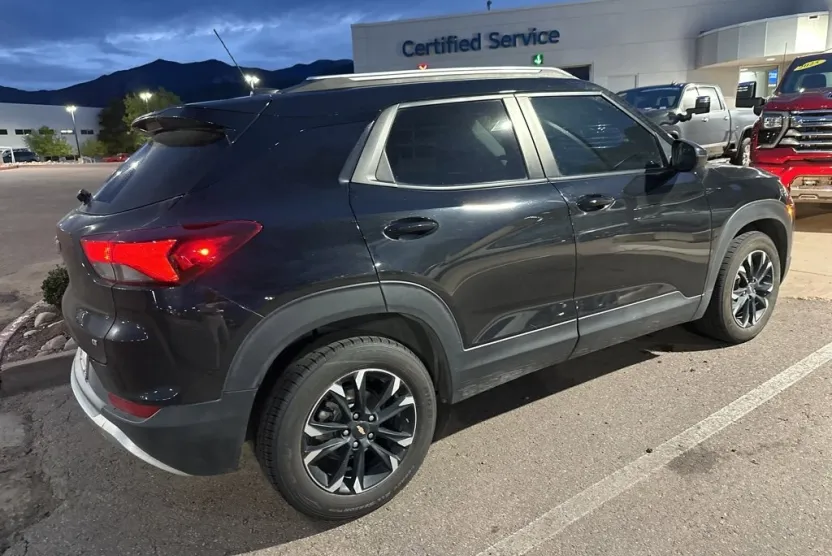 2023 Chevrolet Trailblazer LT photo 1