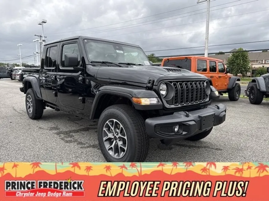 2025 Jeep Gladiator Sport S photo 1