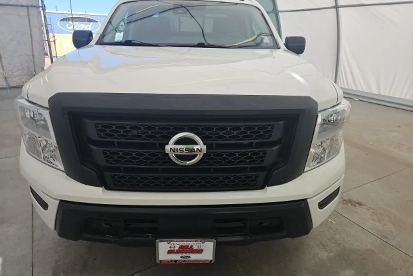 2021 Nissan Titan S photo 1