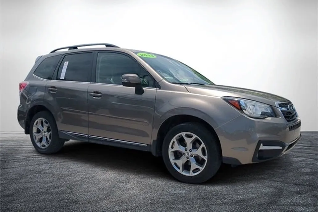 2018 Subaru Forester 2.5i Touring photo 1