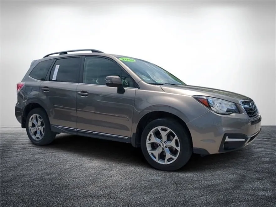 2018 Subaru Forester 2.5i Touring photo 1