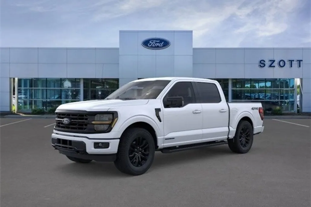 2025 Ford F-150 XLT photo 1