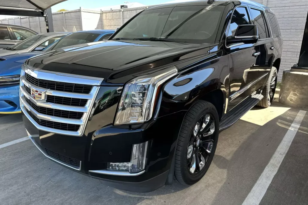 2020 Cadillac Escalade Luxury Sport photo 1