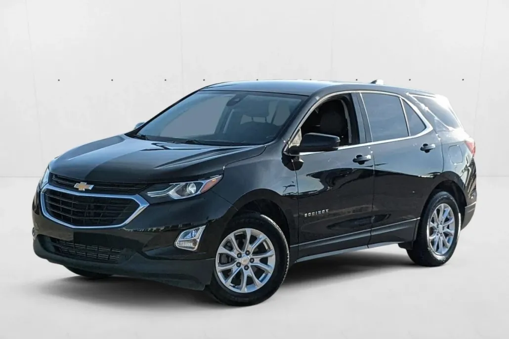 2020 Chevrolet Equinox LT photo 1