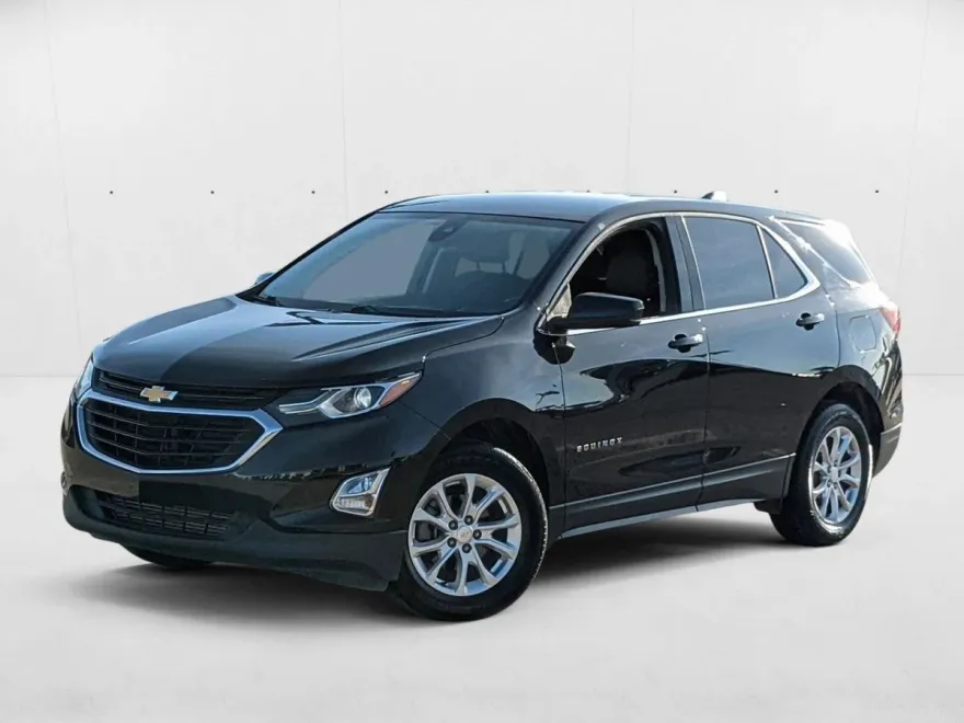 2020 Chevrolet Equinox LT photo 1