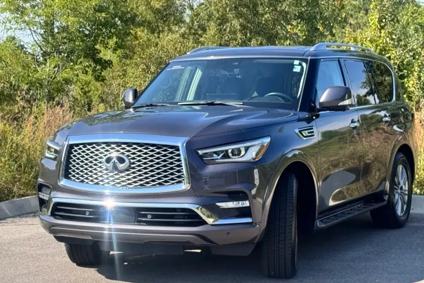 2024 Infiniti QX80 Luxe photo 1