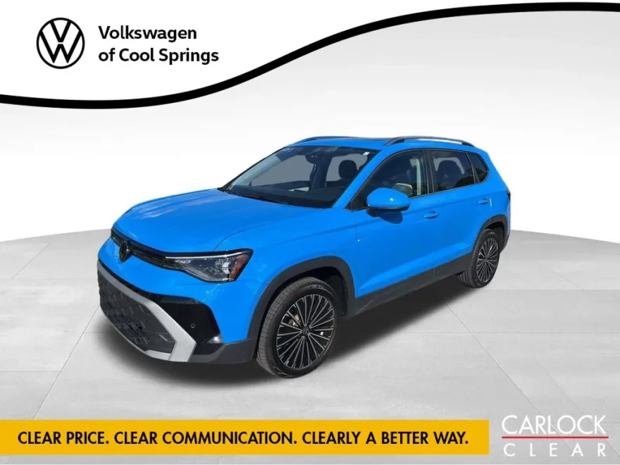 2025 Volkswagen Taos SE photo 1