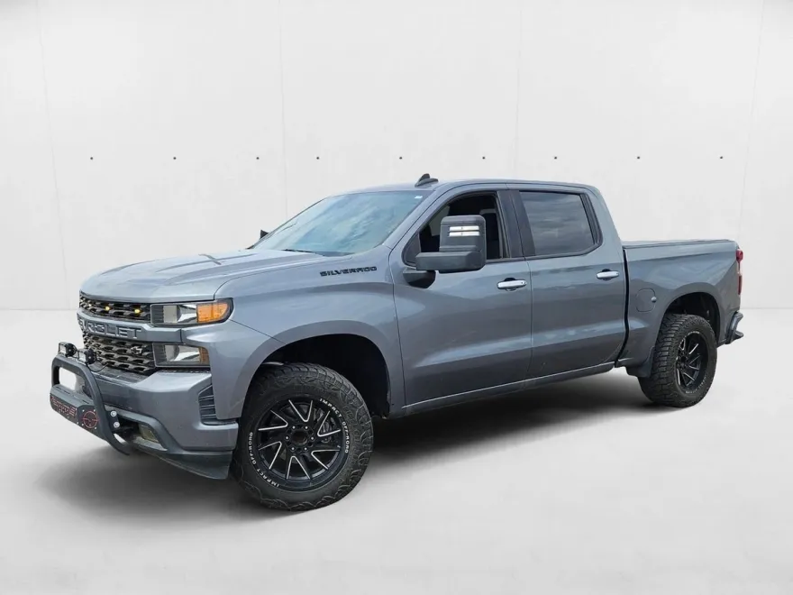 2021 Chevrolet Silverado 1500 Custom photo 1