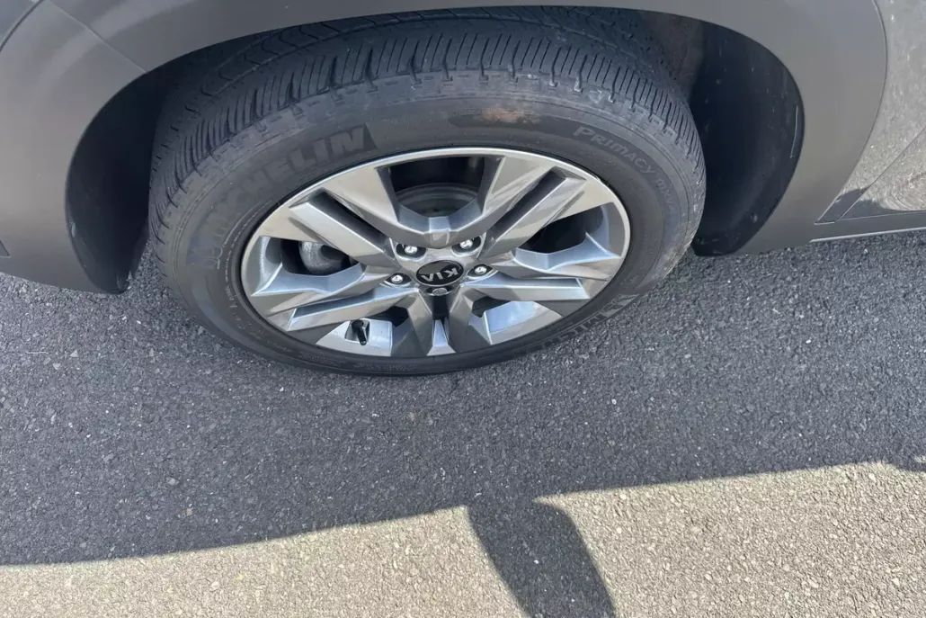 2021 Kia Seltos S photo 1