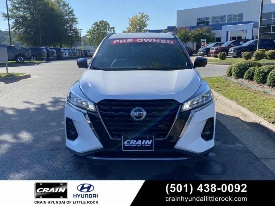 2021 Nissan Kicks SR photo 1