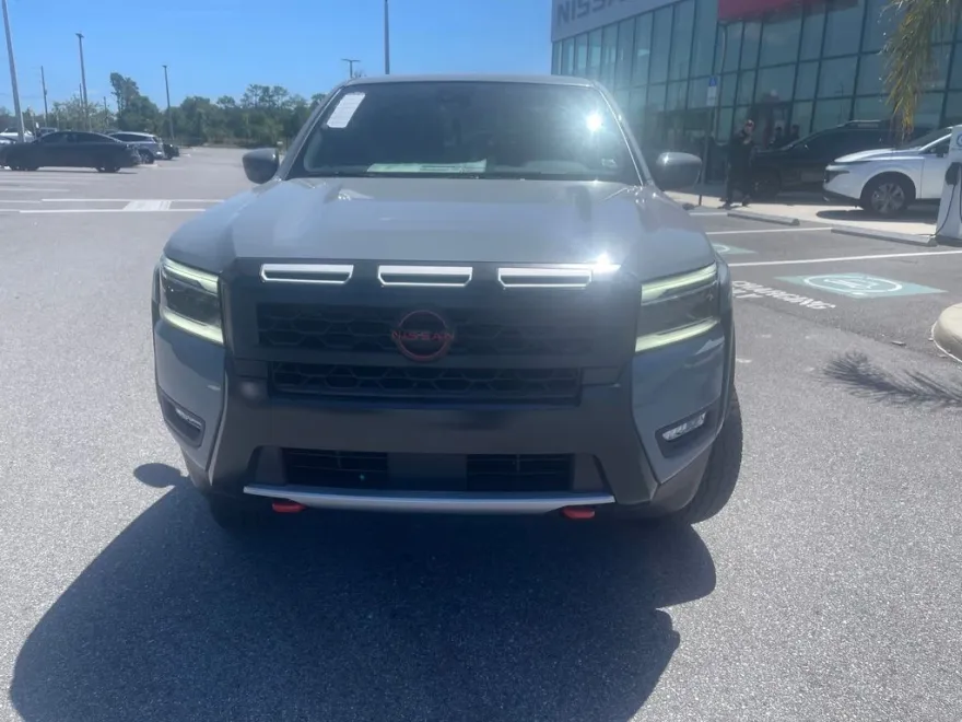 2025 Nissan Frontier PRO-X photo 1