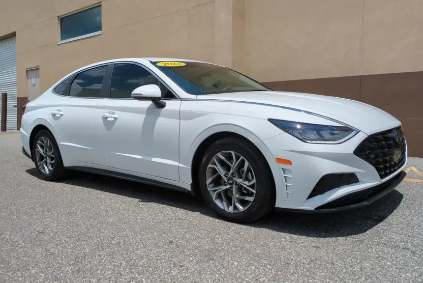2023 Hyundai Sonata SEL photo 1