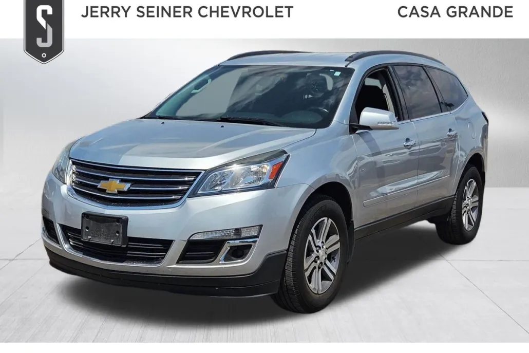 2015 Chevrolet Traverse 2LT photo 1