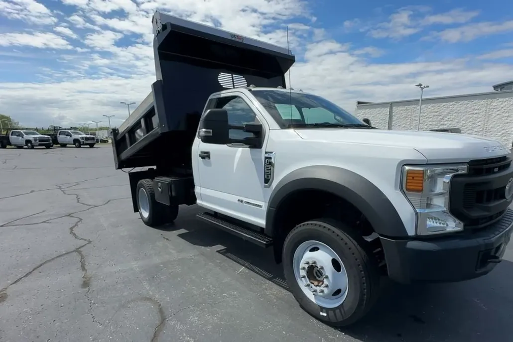 2020 Ford F-550 XL photo 1
