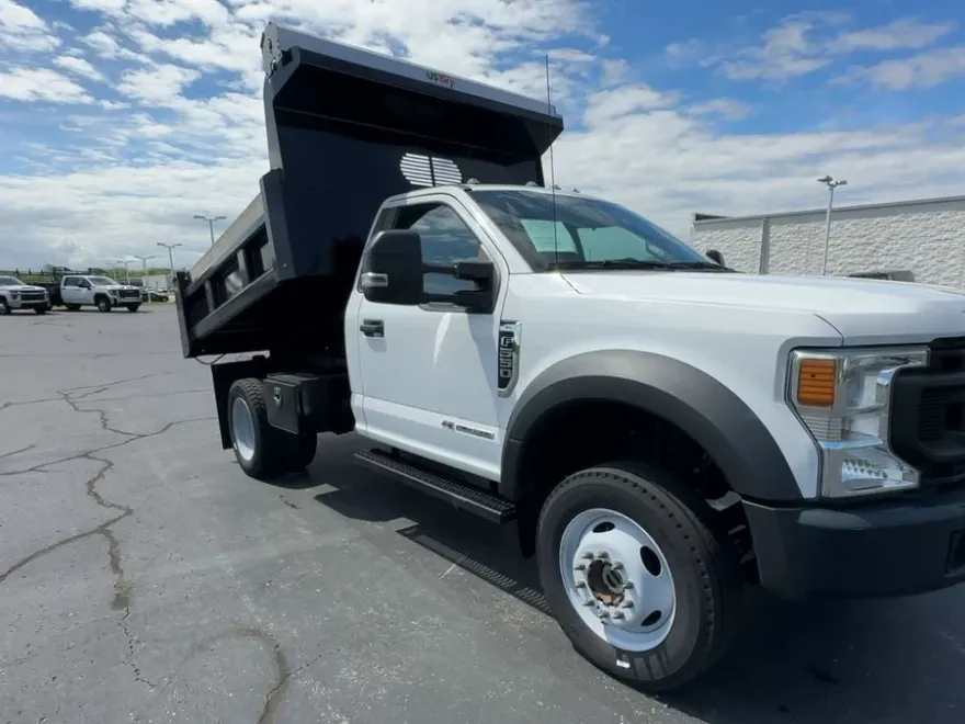 2020 Ford F-550 XL photo 1