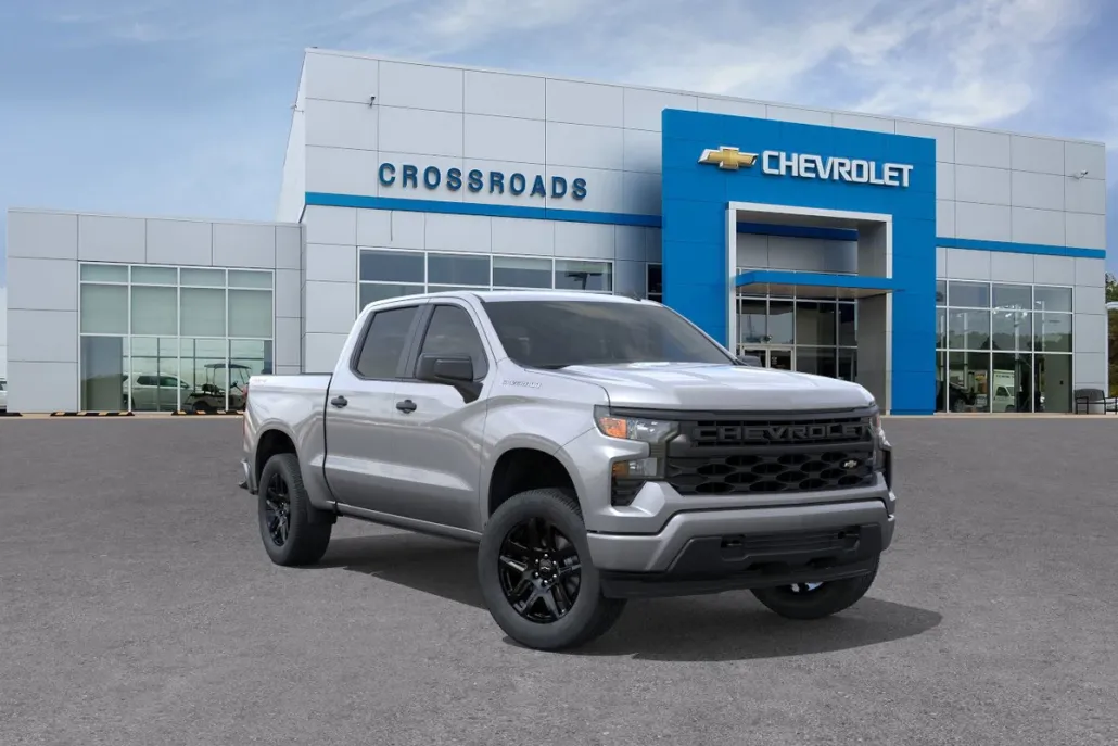 2025 Chevrolet Silverado 1500 Custom photo 1