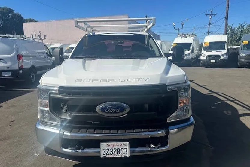 2020 Ford F-350 XL photo 1