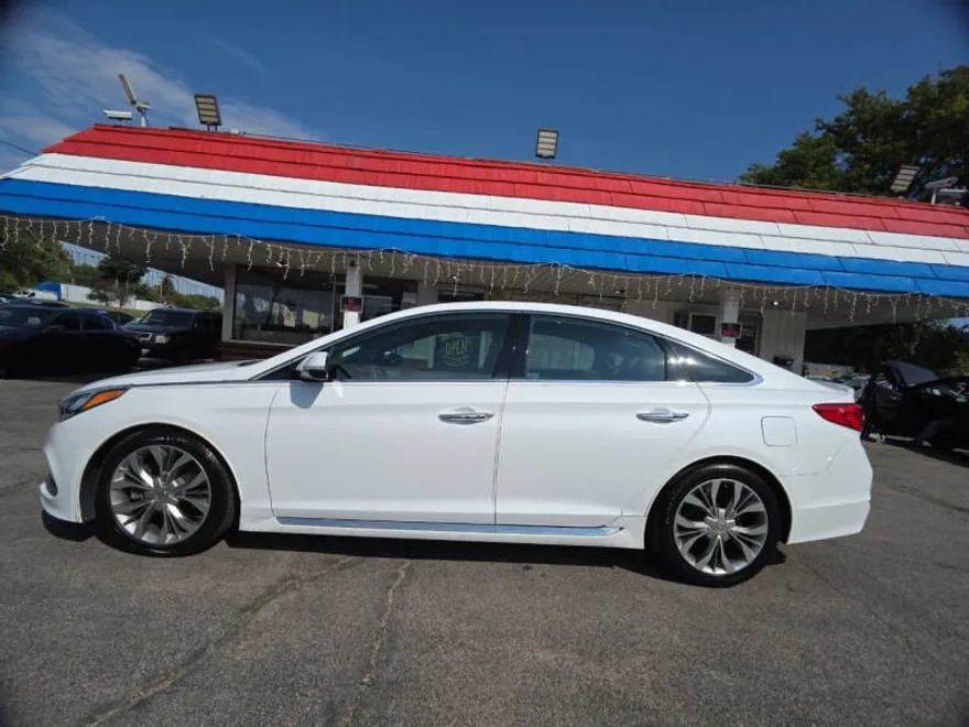 2015 Hyundai Sonata Limited 2.0T photo 1