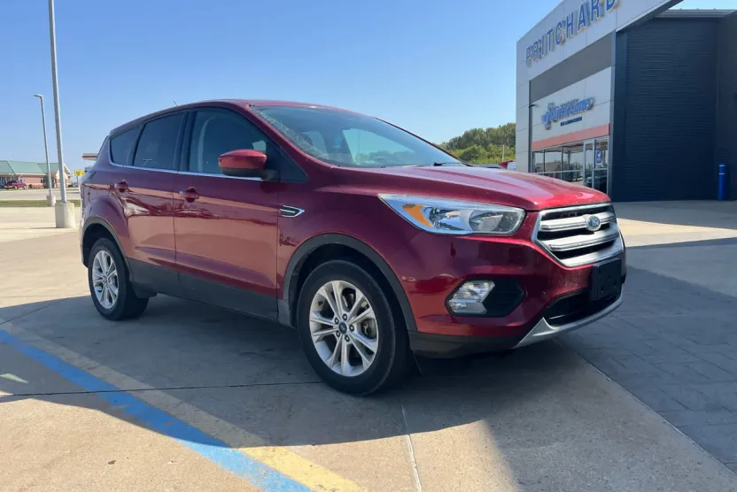 2017 Ford Escape SE photo 1
