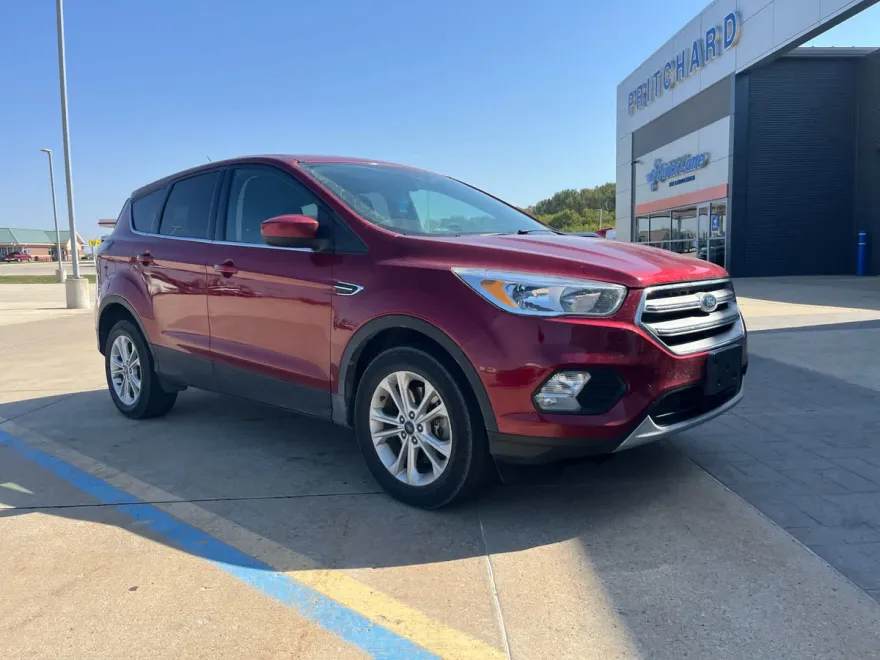 2017 Ford Escape SE photo 1