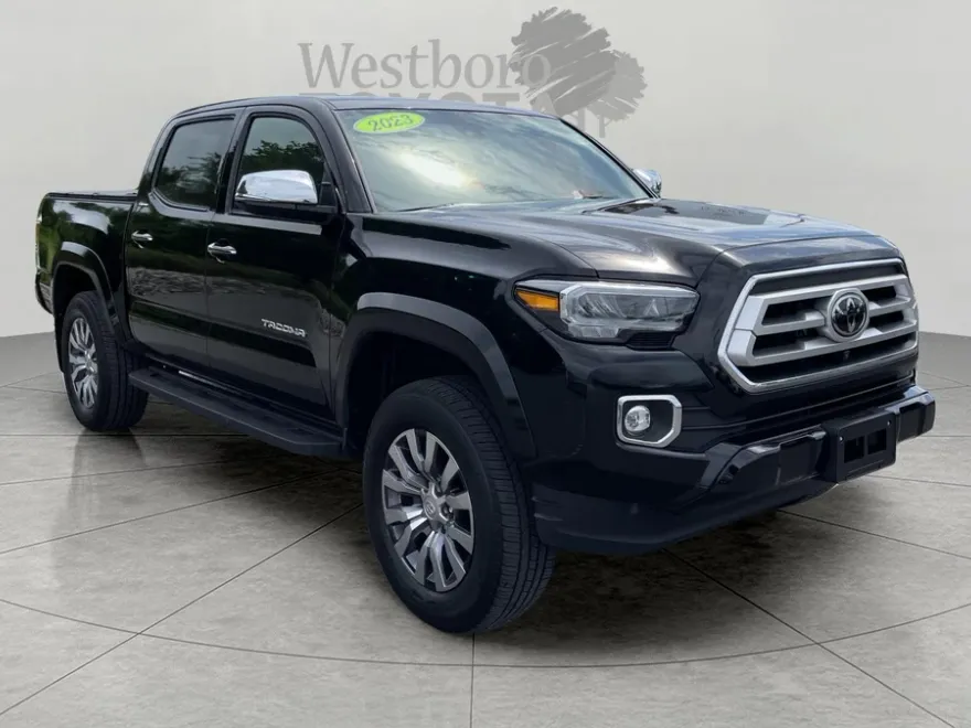 2023 Toyota Tacoma Limited photo 1