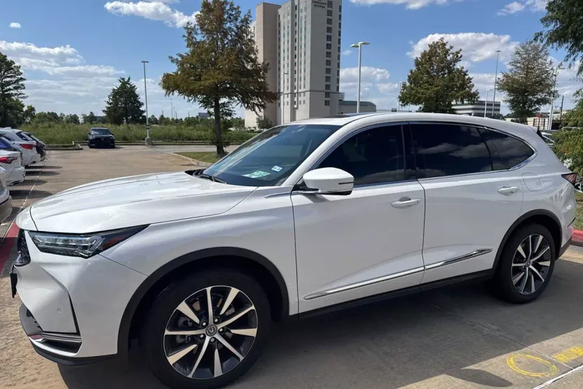 2025 Acura MDX SH-AWD Technology photo 1