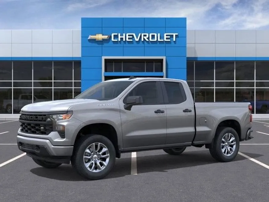 2026 Chevrolet Silverado 1500 Custom photo 1