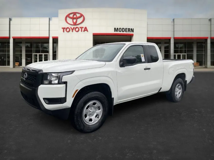2025 Nissan Frontier S photo 1