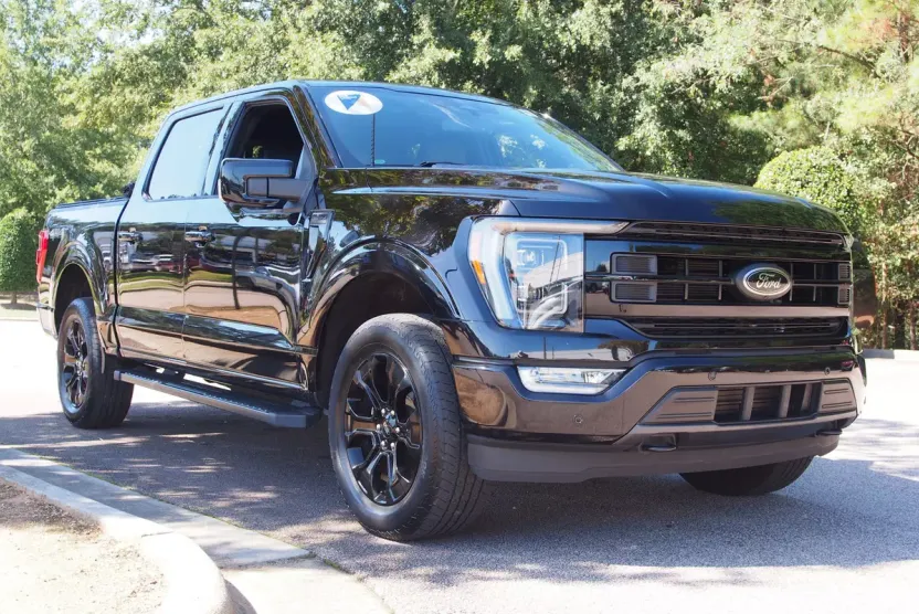 2022 Ford F-150 Lariat photo 1