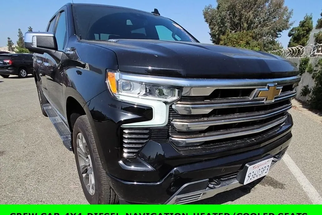 2022 Chevrolet Silverado 1500 High Country photo 1