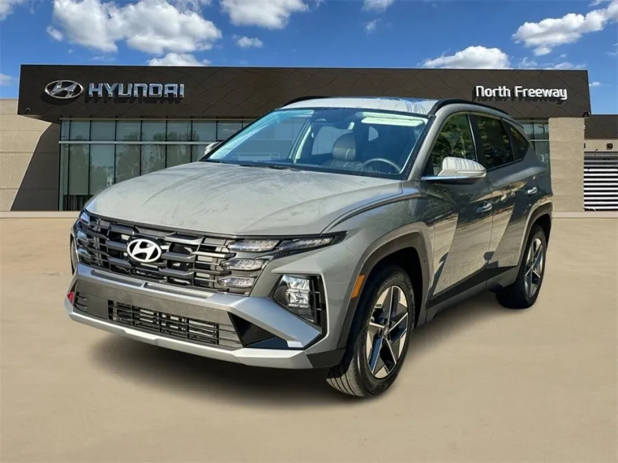 2025 Hyundai Tucson SEL photo 1