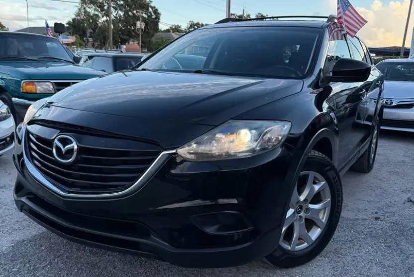 2013 Mazda CX-9 Sport photo 1