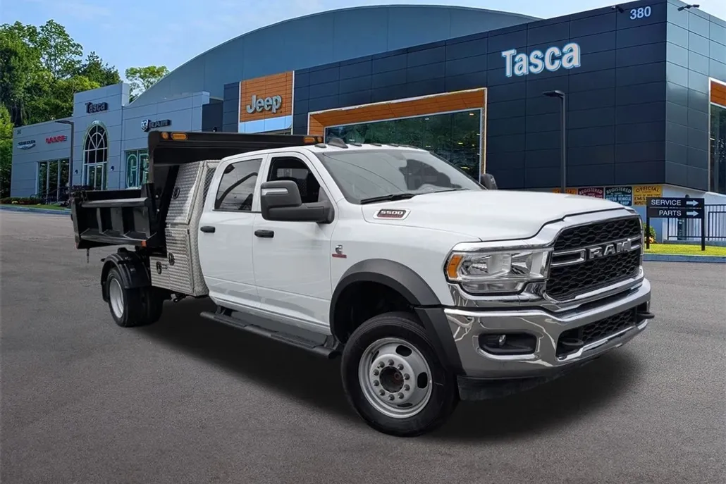 2024 Ram 5500 Tradesman photo 1
