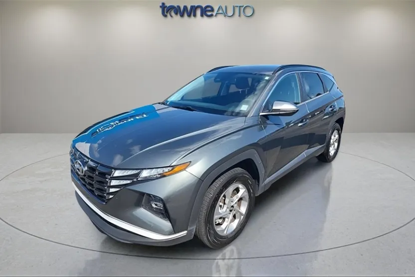 2022 Hyundai Tucson SEL photo 1