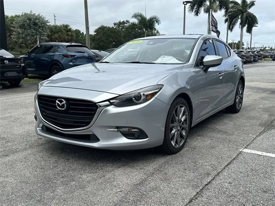 2018 Mazda Mazda3 Grand Touring photo 1