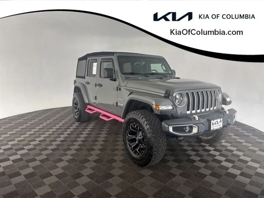 2020 Jeep Wrangler Unlimited Sahara photo 1